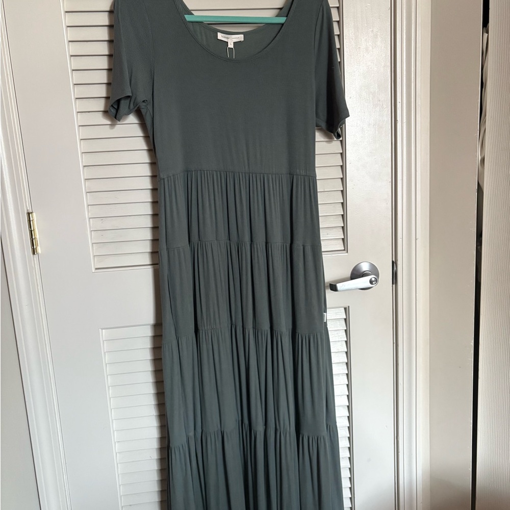 NWT | Boheme Forest Green Maxi Dress